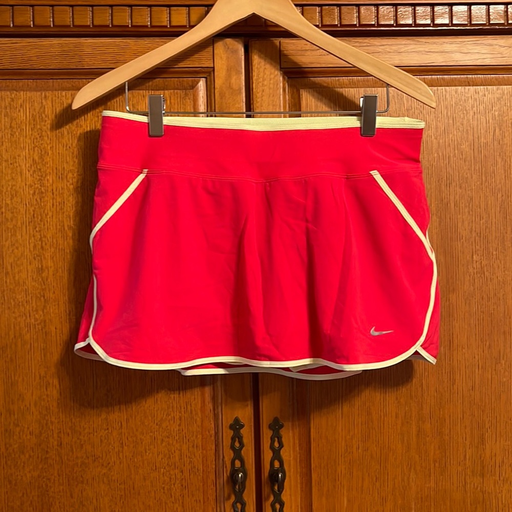 NWT Nike running skort